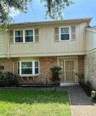 6451 Creekbend Drive 132, Houston, TX 77096