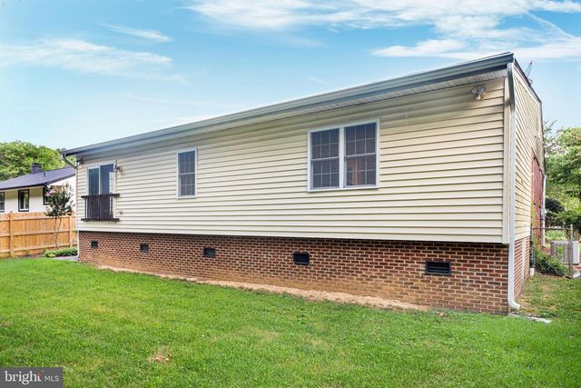 3419 BEECHCRAFT DR, Alexandria, VA 22306