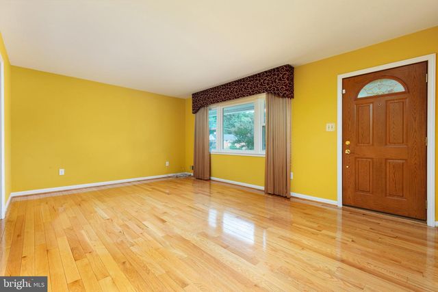 3419 BEECHCRAFT DR, Alexandria, VA 22306