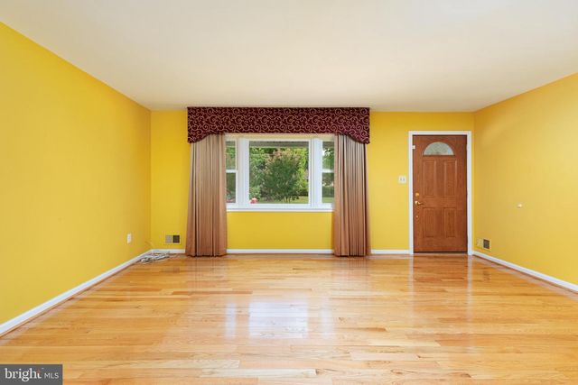 3419 BEECHCRAFT DR, Alexandria, VA 22306
