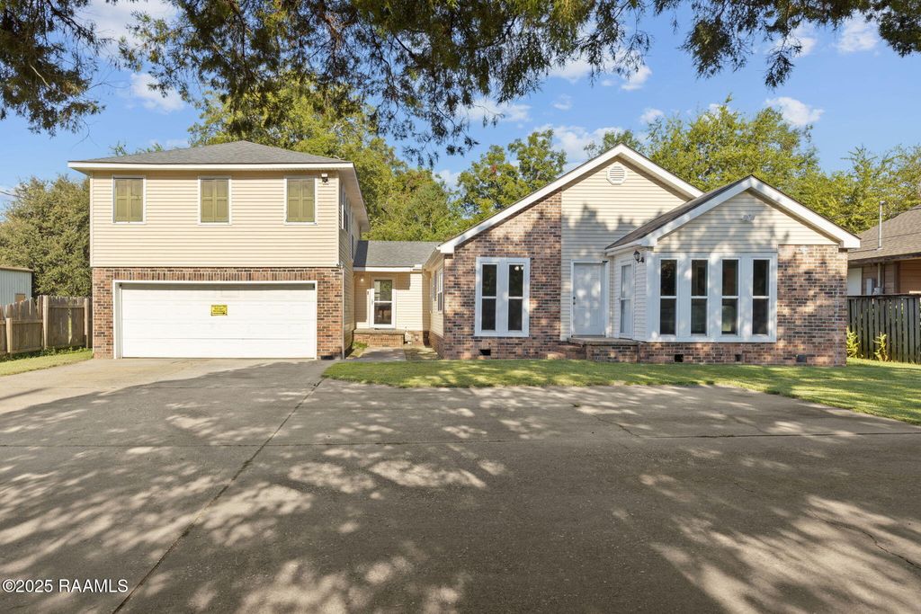 508 N John Hardy Drive, Abbeville, LA 70510