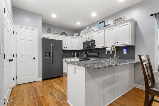 14707 Village Loop, Abingdon, VA 24210