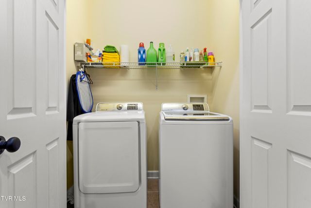 14707 Village Loop, Abingdon, VA 24210