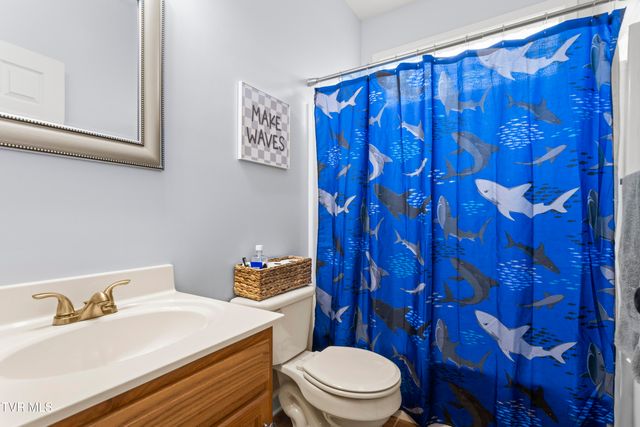 14707 Village Loop, Abingdon, VA 24210