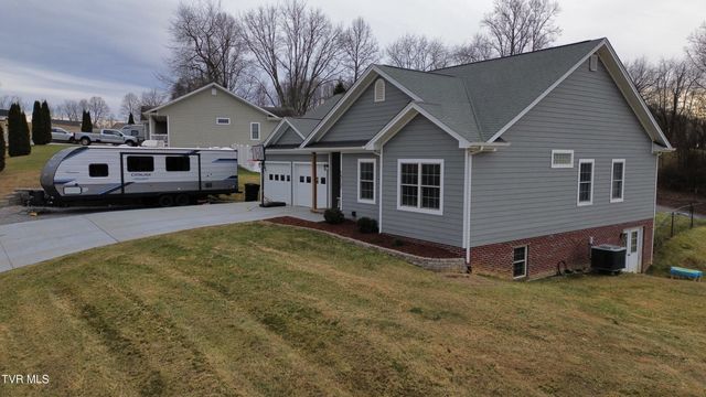 14707 Village Loop, Abingdon, VA 24210
