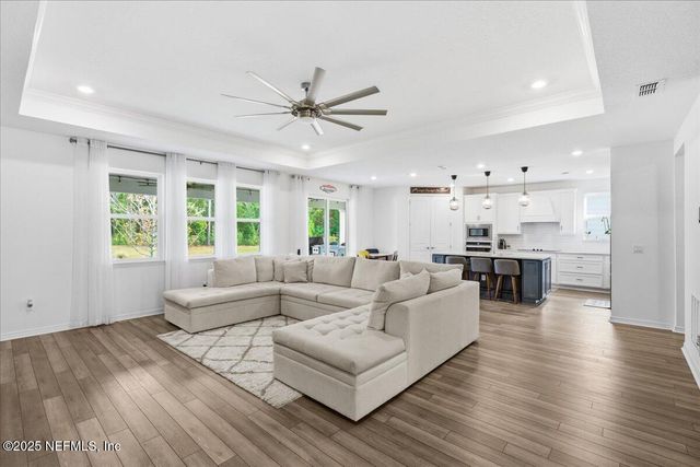 313 CODY CREST Court, Jacksonville, FL 32226