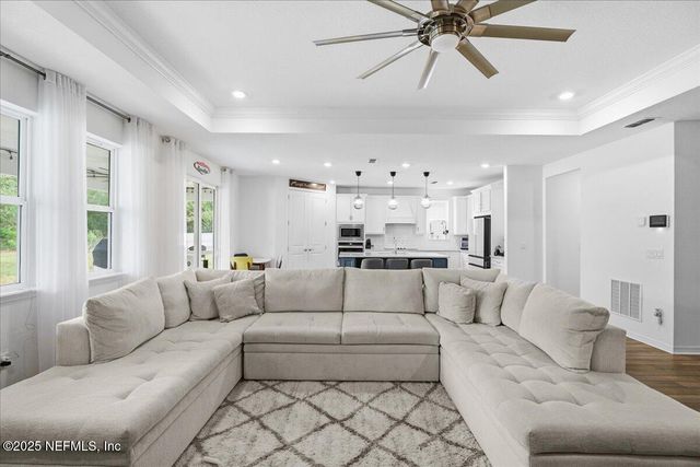 313 CODY CREST Court, Jacksonville, FL 32226