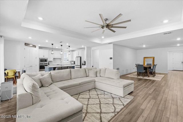 313 CODY CREST Court, Jacksonville, FL 32226