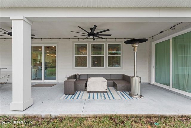 313 CODY CREST Court, Jacksonville, FL 32226