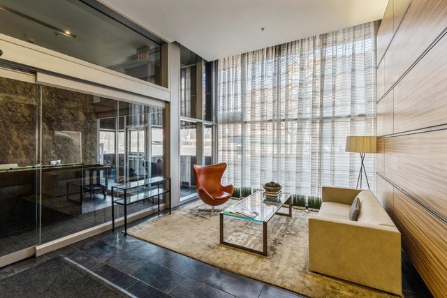 659 W Randolph Street 909, Chicago, IL 60661