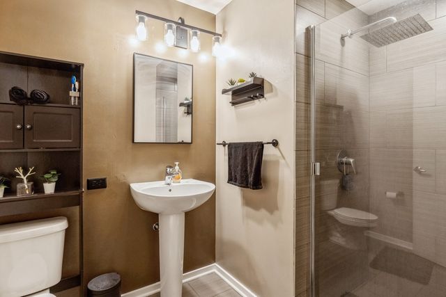 659 W Randolph Street 909, Chicago, IL 60661
