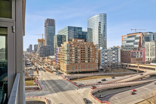 659 W Randolph Street 909, Chicago, IL 60661