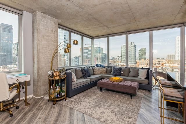 659 W Randolph Street 909, Chicago, IL 60661