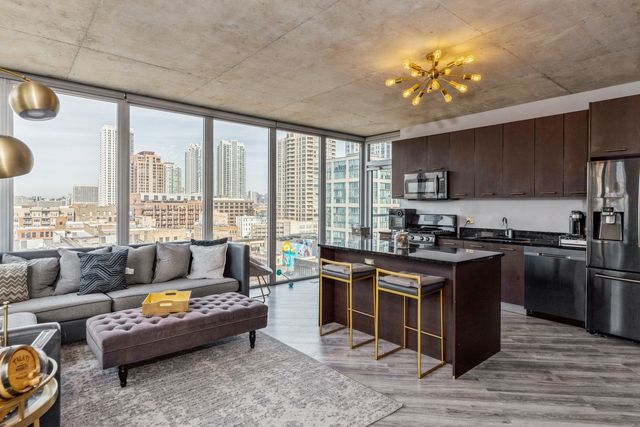 659 W Randolph Street 909, Chicago, IL 60661