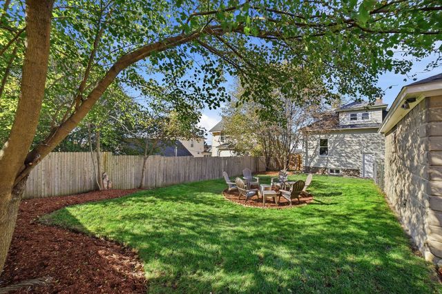 194 Whitmarsh Ave, Worcester, MA 01606