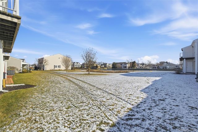 170 Harbor S, Amityville, NY 11701