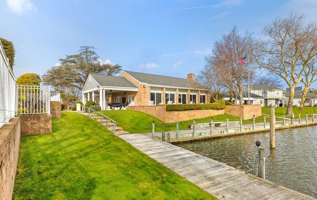 170 Harbor S, Amityville, NY 11701