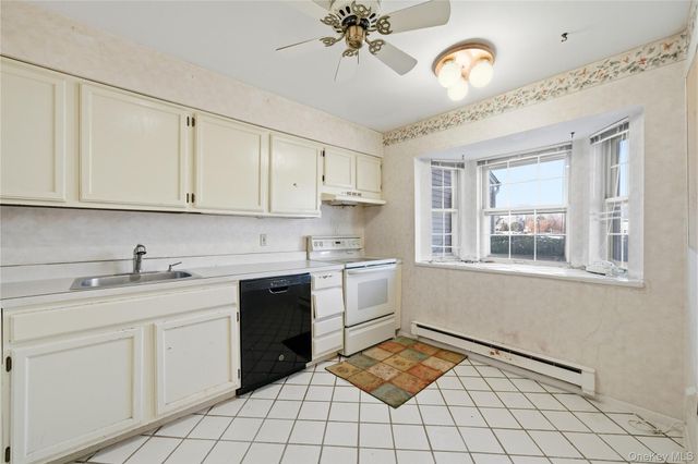 170 Harbor S, Amityville, NY 11701