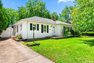 4134 N CHELSEA Place, Peoria, IL 61614