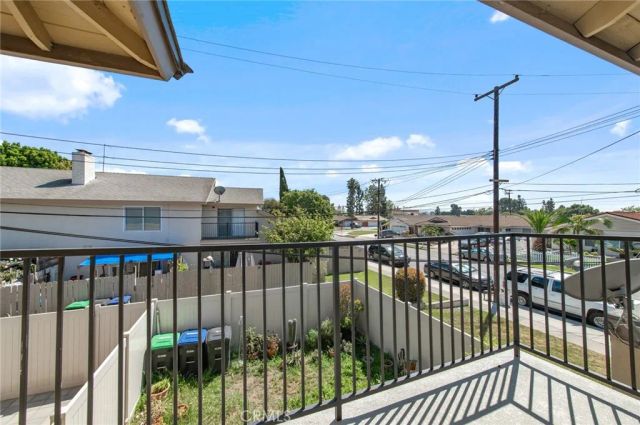 14732 Del Amo C, Tustin, CA 92780