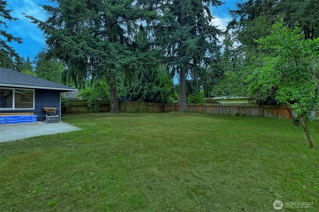 22705 58th Avenue W, Mountlake Terrace, WA 98043