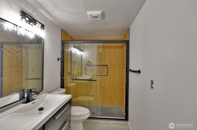 22705 58th Avenue W, Mountlake Terrace, WA 98043