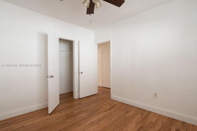 974 Biarritz Dr 15, Miami Beach, FL 33141