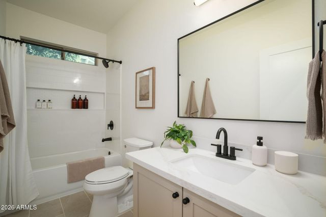 3606 S SWAN Drive, Gilbert, AZ 85297