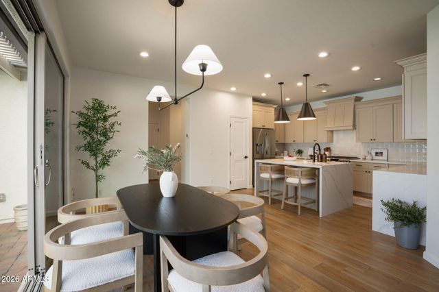 3606 S SWAN Drive, Gilbert, AZ 85297