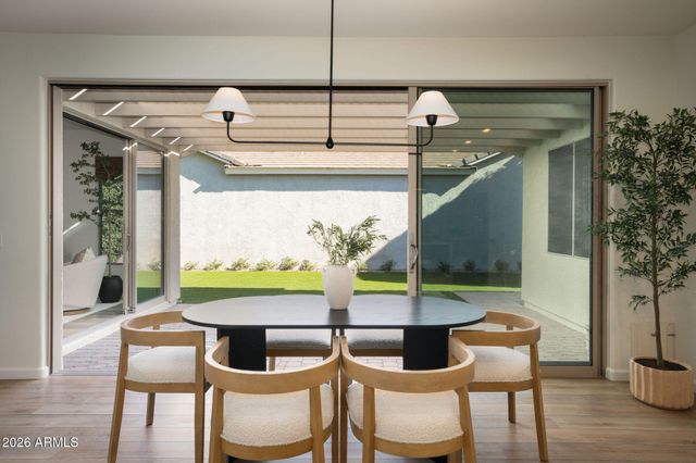 3606 S SWAN Drive, Gilbert, AZ 85297