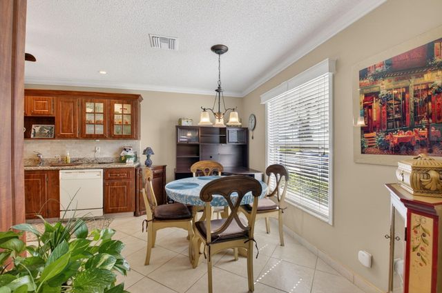 5221 Privet Place A, Delray Beach, FL 33484