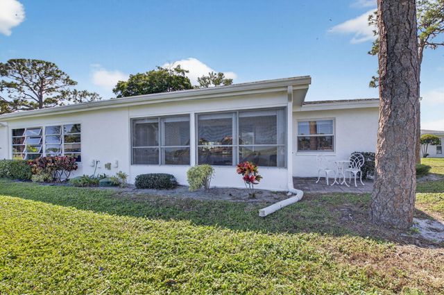 5221 Privet Place A, Delray Beach, FL 33484