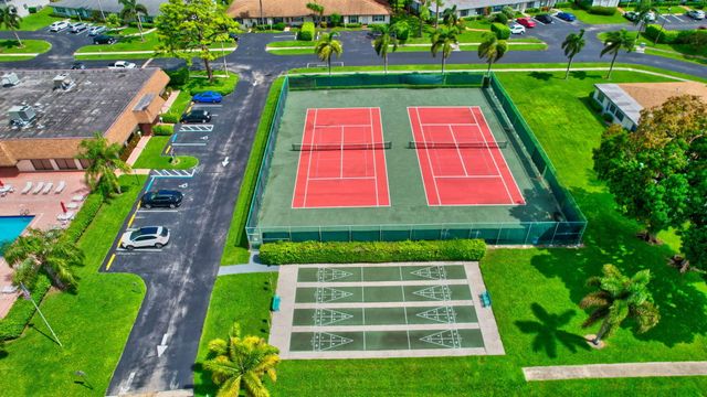 5221 Privet Place A, Delray Beach, FL 33484