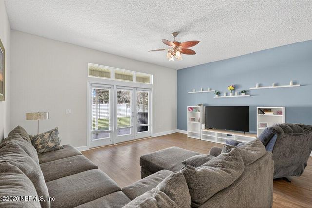 620 MARTIN LAKES Drive E, Jacksonville, FL 32220