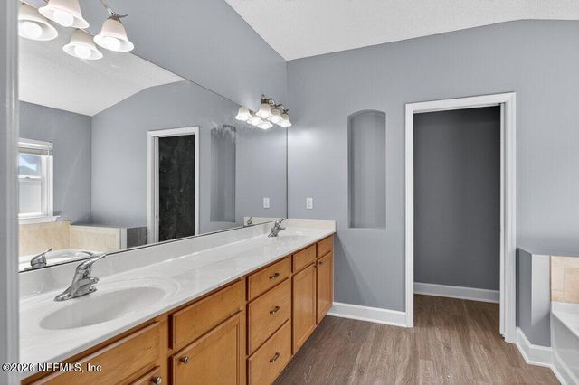 620 MARTIN LAKES Drive E, Jacksonville, FL 32220