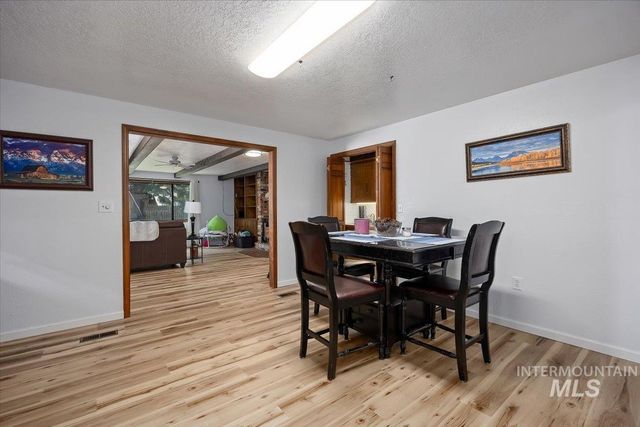 357 Casa Grande Court, Twin Falls, ID 83301