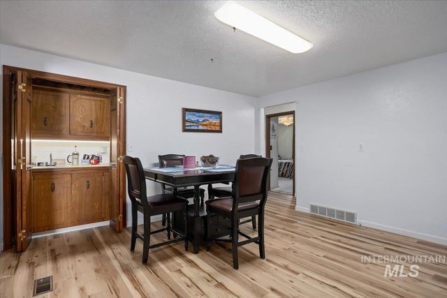 357 Casa Grande Court, Twin Falls, ID 83301
