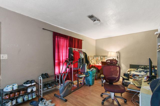 2665 Princeton St, Sacramento, CA 95815