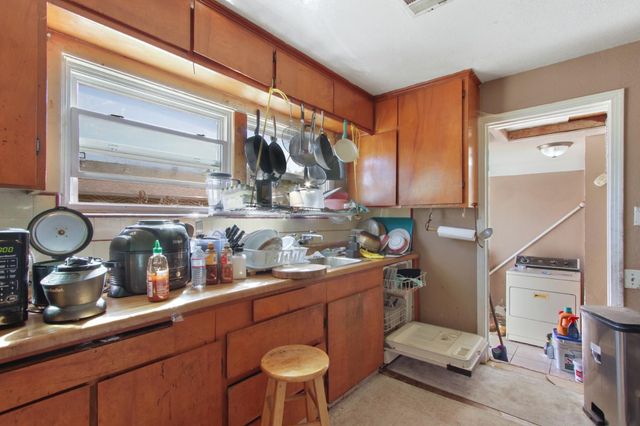 2665 Princeton St, Sacramento, CA 95815