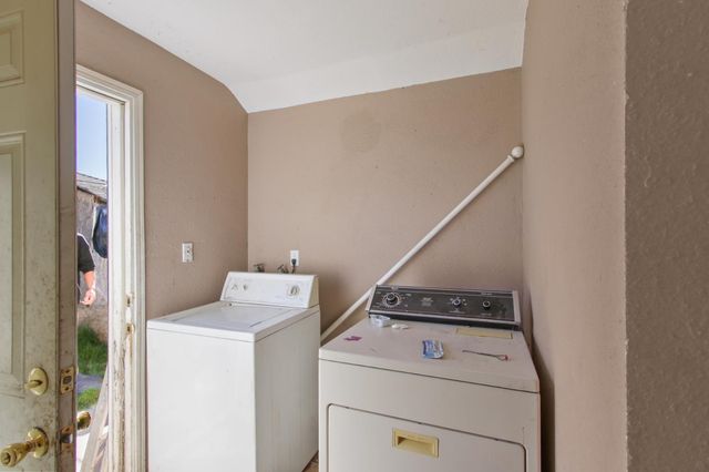 2665 Princeton St, Sacramento, CA 95815