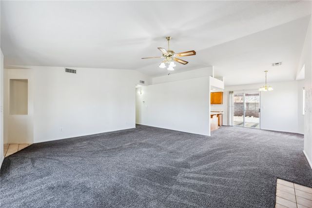 2524 S Ridge Avenue, Bullhead City, AZ 86429