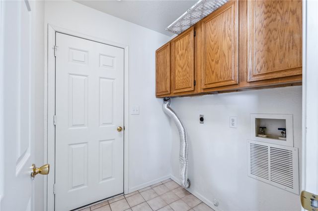 2524 S Ridge Avenue, Bullhead City, AZ 86429