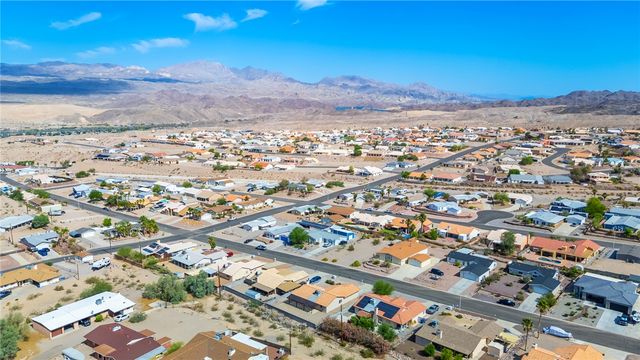 2524 S Ridge Avenue, Bullhead City, AZ 86429