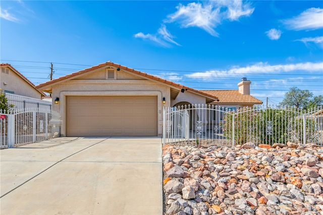 2524 S Ridge Avenue, Bullhead City, AZ 86429