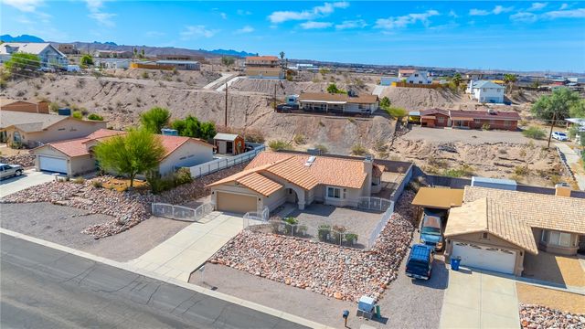 2524 S Ridge Avenue, Bullhead City, AZ 86429