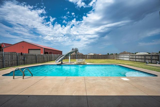6671 Wilson Drive, Piedmont, OK 73078
