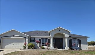 1050 NW 33rd PL, Cape Coral, FL 33993