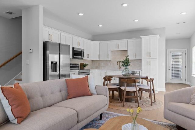 8106 Pembridge Court 13, Chattanooga, TN 37421