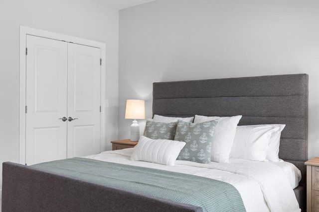 8106 Pembridge Court 13, Chattanooga, TN 37421