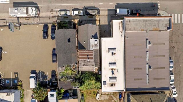 811 W Grand Ave, Oakland, CA 94607